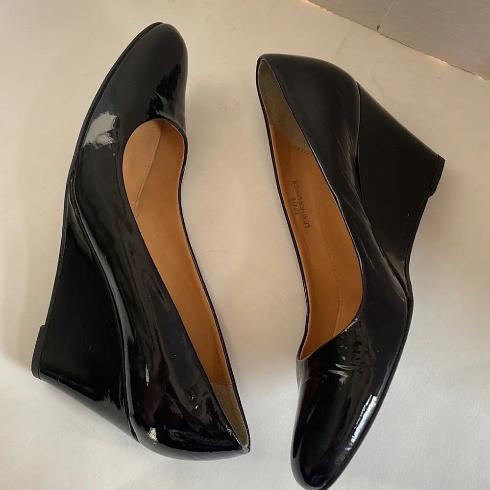 J. Crew shoes 7 Martina patent black wedges made in Italy